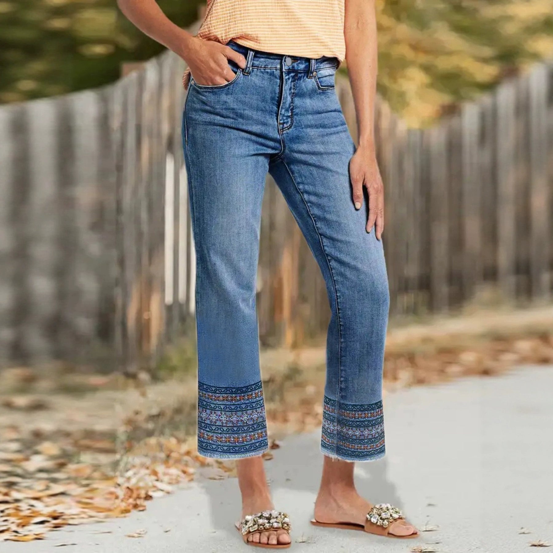 WOMEN'S BOTTOMS