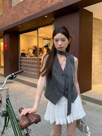 Slimming V-neckline Black All-matching Sleeveless Top