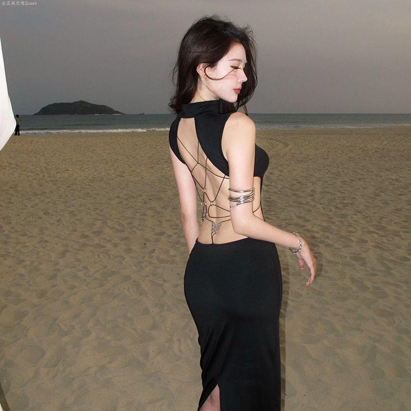Slit Mid-length Elegant Mock-neck Maxi Dress