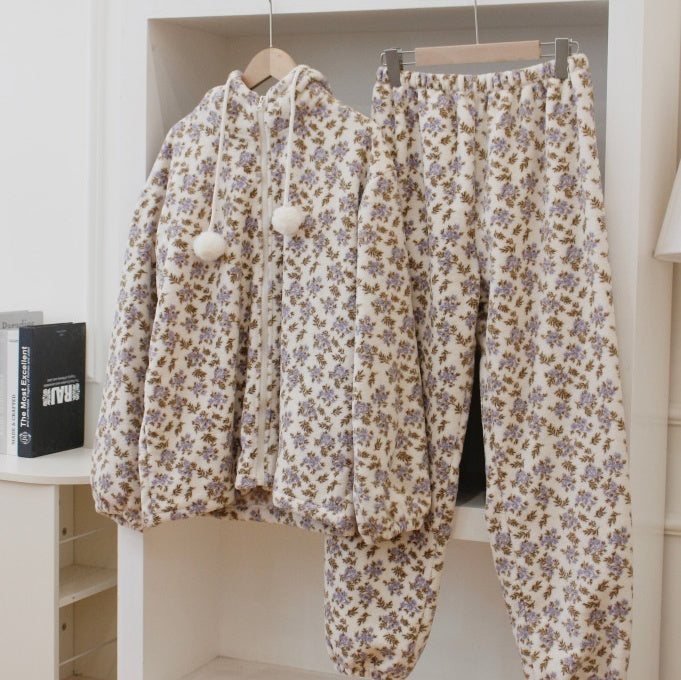 Lace Jacquard Sweet And Cute Coral Fleece Hooded Pajamas For Women