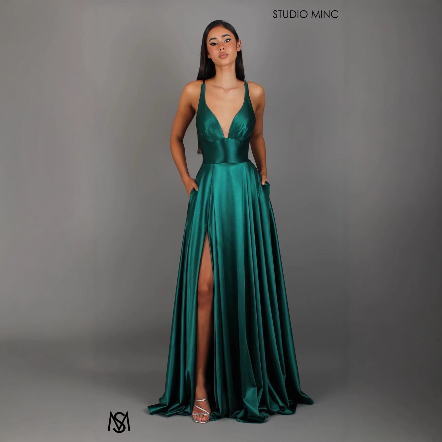 Women's Strap Solid Color V-Neck Dress