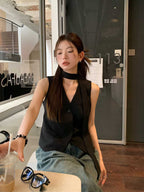 Slimming V-neckline Black All-matching Sleeveless Top